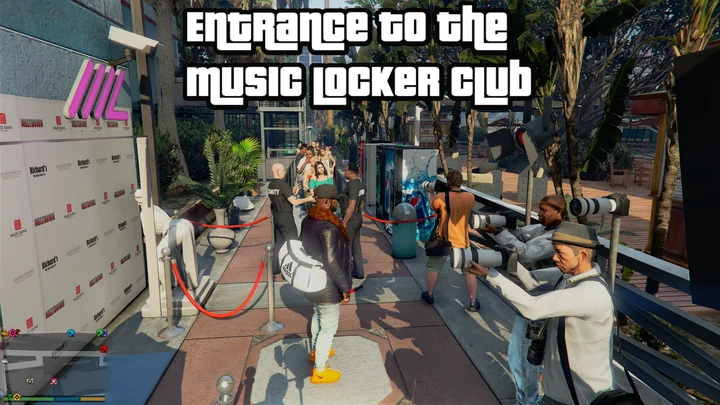 Вход в клуб Music Locker
