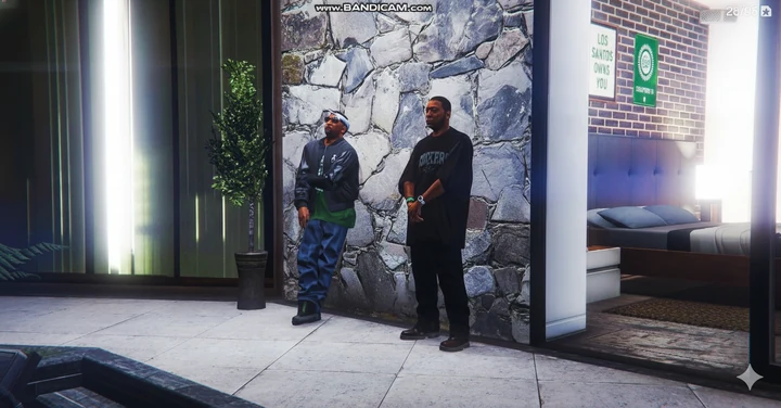 Банды у дома Франклина и вербовка в East Vinewood Hills [YMT]