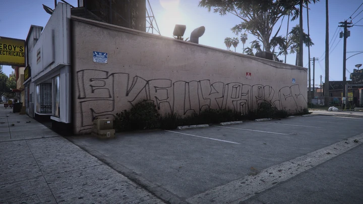 Граффити Kelly Park Compton Crip [Legacy | Enhanced]