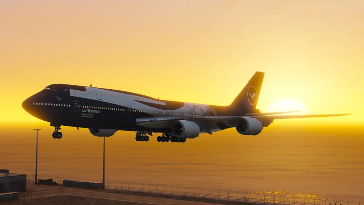 Юбилейная ливрея Lufthansa для Boeing 747-8i D-ABYN