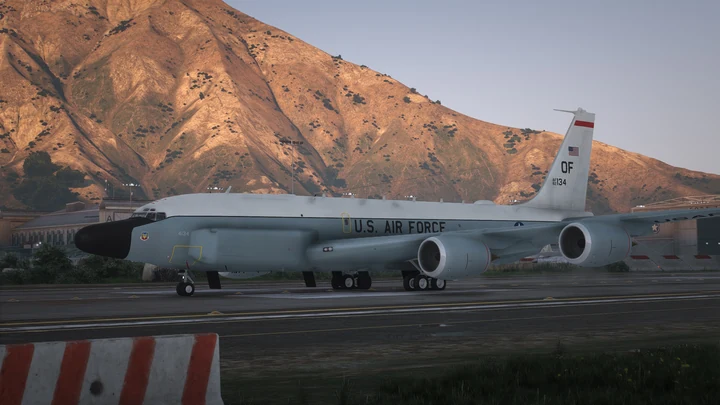 Альтернативная ливрея для RC-135W Rivet Joint