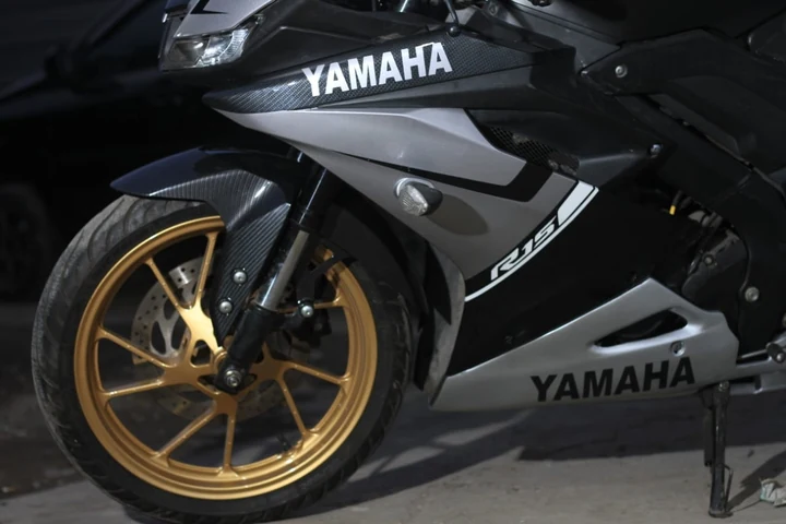 Ливрея R15/R125 V3