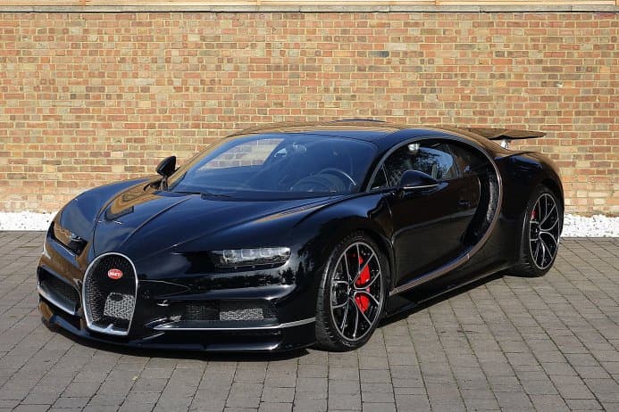Настройки управления для Bugatti Chiron 2017
