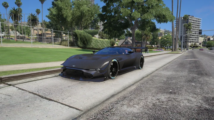Aston Martin Vulcan AMR Pro с карбоновой ливреей [Add-On]