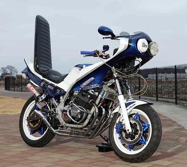 Звук рядного четырёхцилиндрового двигателя Honda CBR400F с прямым выхлопом [Add-On / FiveM]